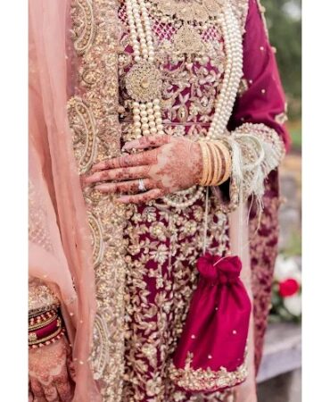 Which Bridal Lehenga Is the Best?