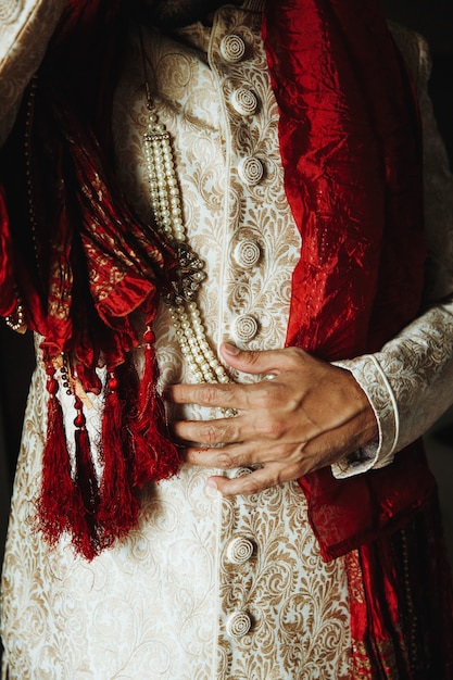 Which Sherwani Colour Is the Best